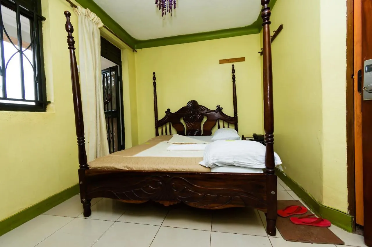 ***** Bed & Breakfast Royal Lake View Gardens Kampala Uganda